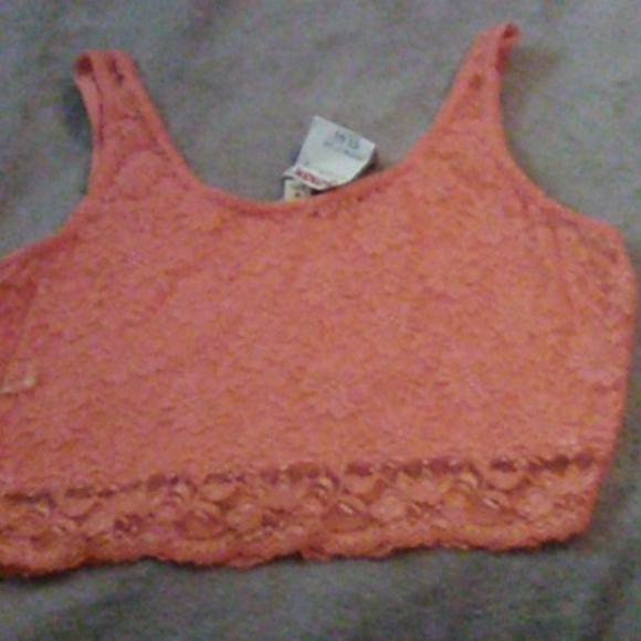 Crop top - Picture 2 of 2